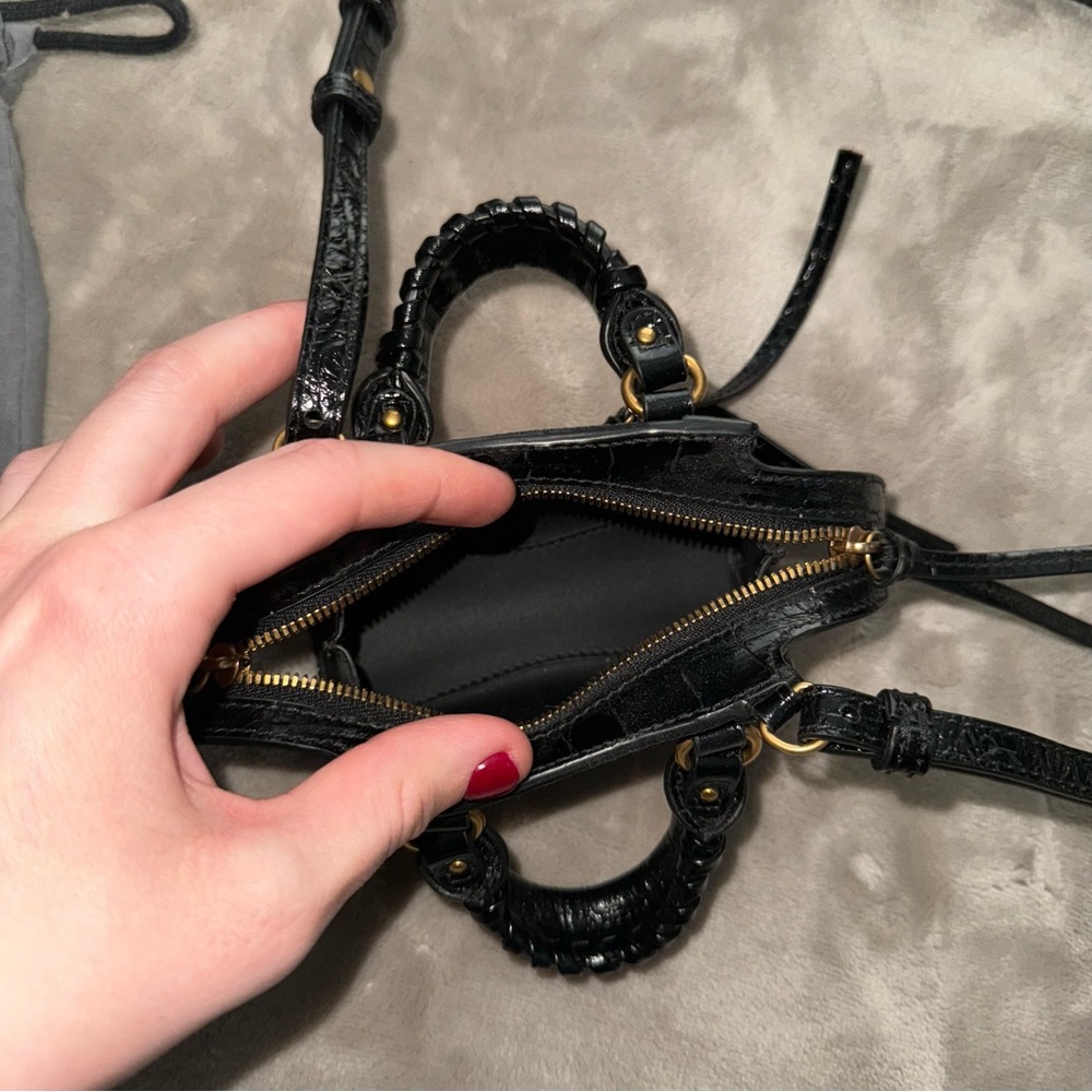 Balenciaga Neo Classic City bag Super Nano - Picture 9 of 11